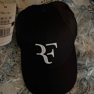 Uniqlo roger Federer brand new with tag